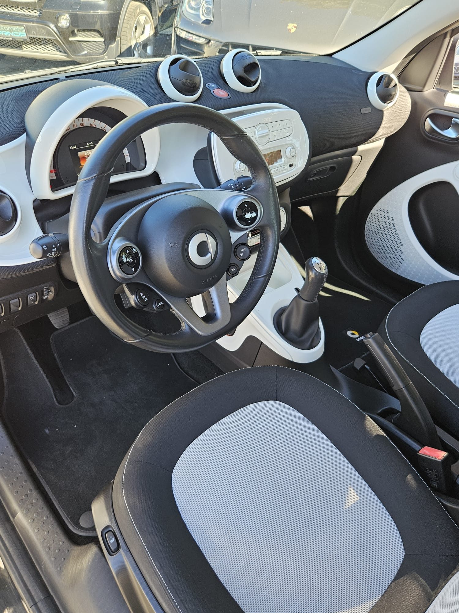 2018 Smart forfour — fotografija 9