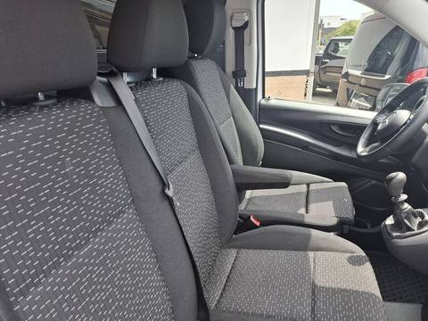 2024 Mercedes-Benz Vito — sličica 13