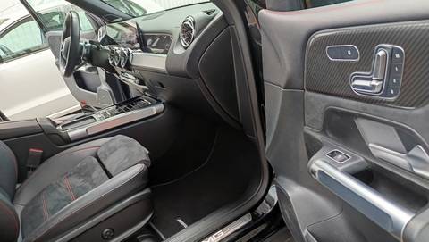 2024 Mercedes-Benz GLB — sličica 12