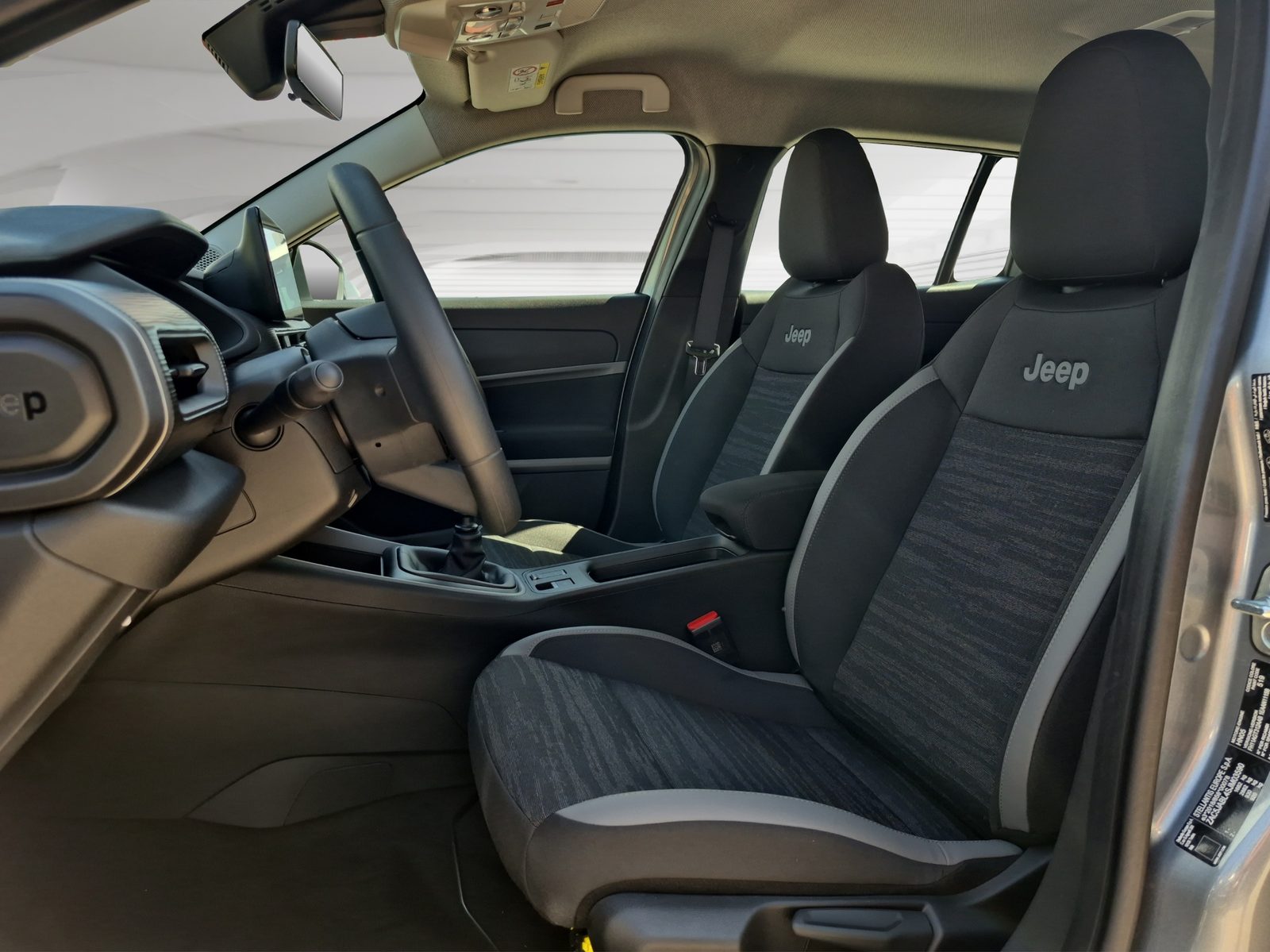 2026 Jeep Avenger — fotografija 9