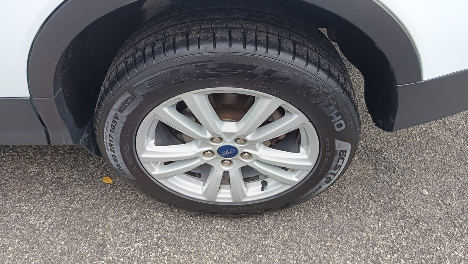 2017 Ford Kuga — fotografija 7