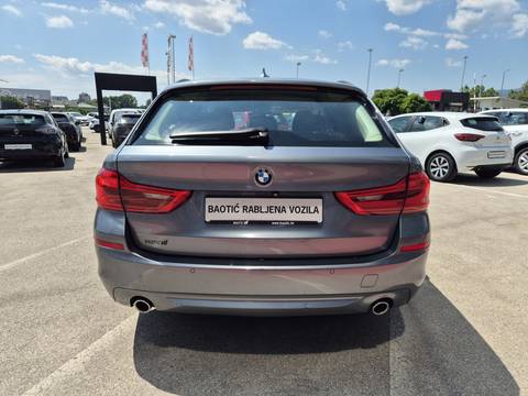 2017 BMW Serija 5 — sličica 6