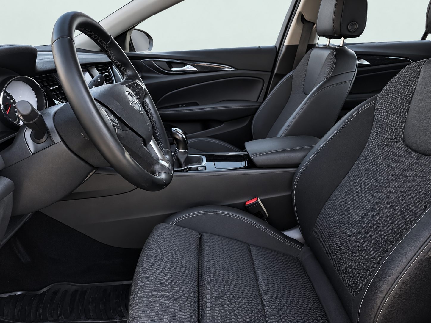 2021 Opel Insignia Grand Sport — fotografija 9