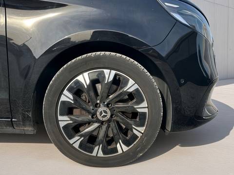 2024 Mercedes-Benz V Avantgarde — sličica 8