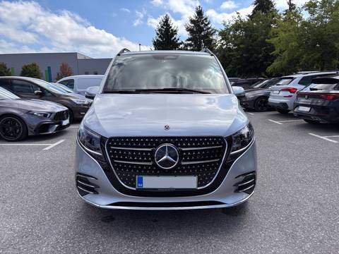 2025 Mercedes V 300d 4Matic AMG line — sličica 3