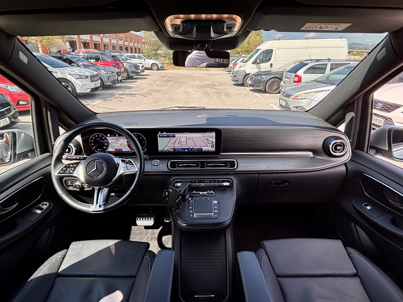2025 Mercedes V 300d 4Matic AMG line — fotografija 15