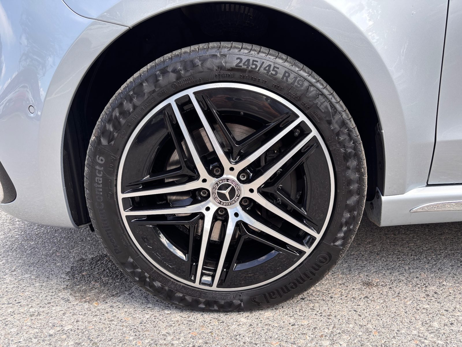 2025 Mercedes V 300d 4Matic AMG line — fotografija 6