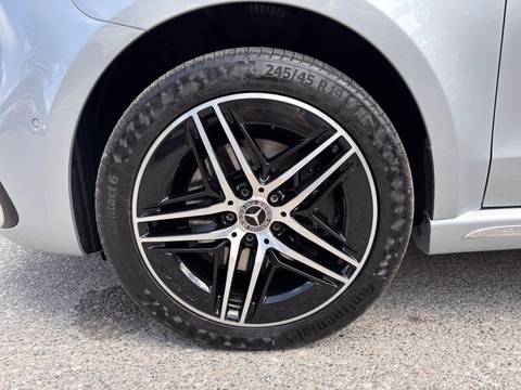 2025 Mercedes V 300d 4Matic AMG line — sličica 6