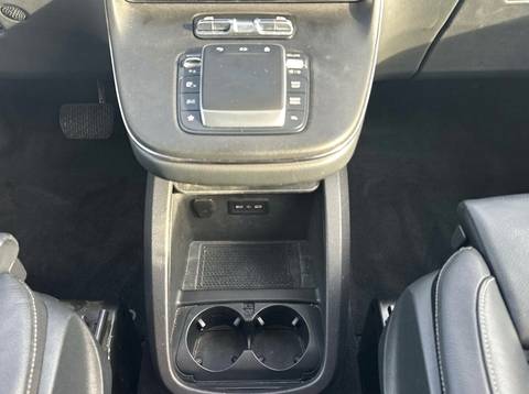 2024 Mercedes-Benz V Avantgarde — sličica 16